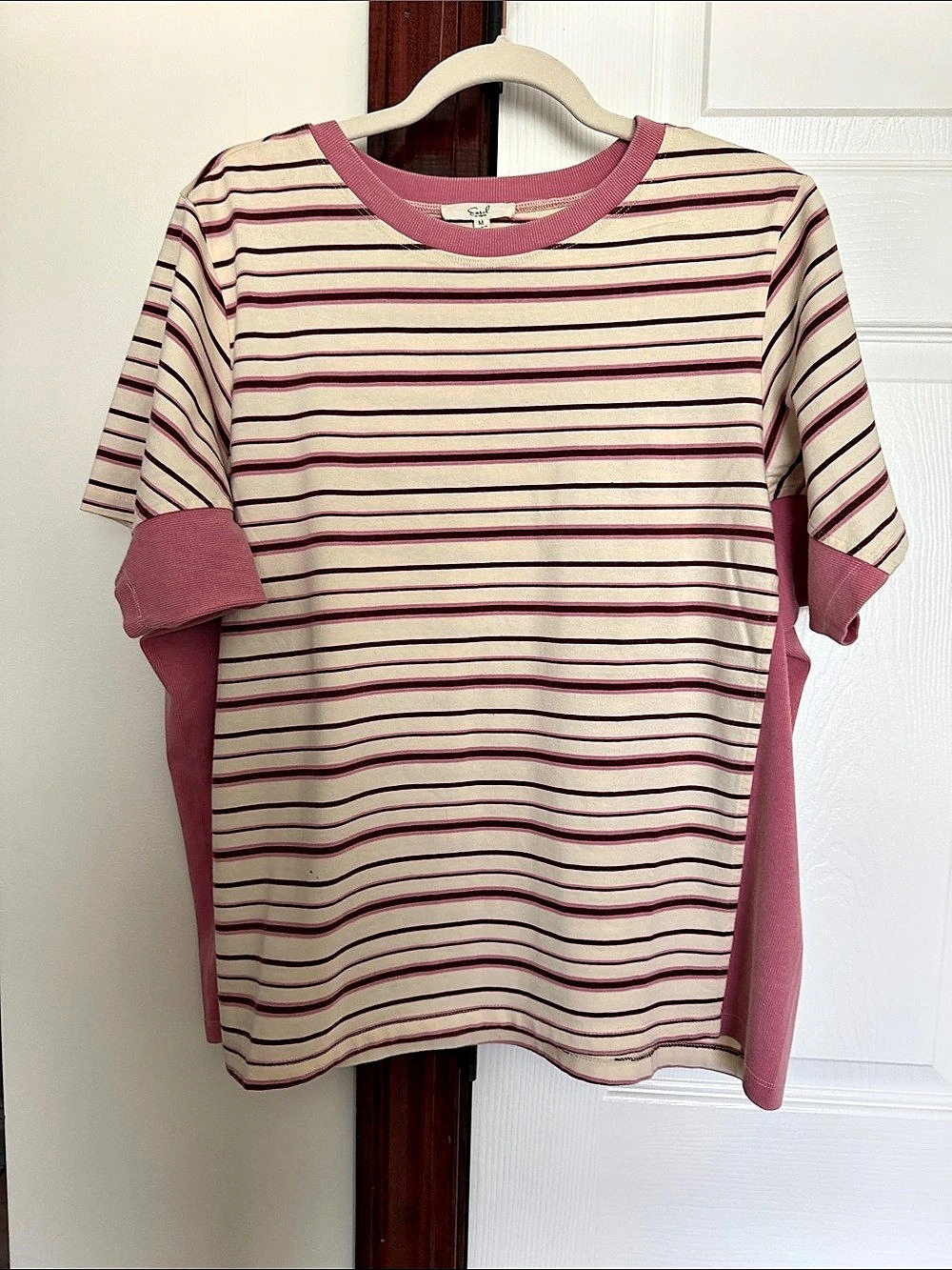 Easel Striped Short Sleeve Tee in Pink & Cream Size Medium Like N﻿